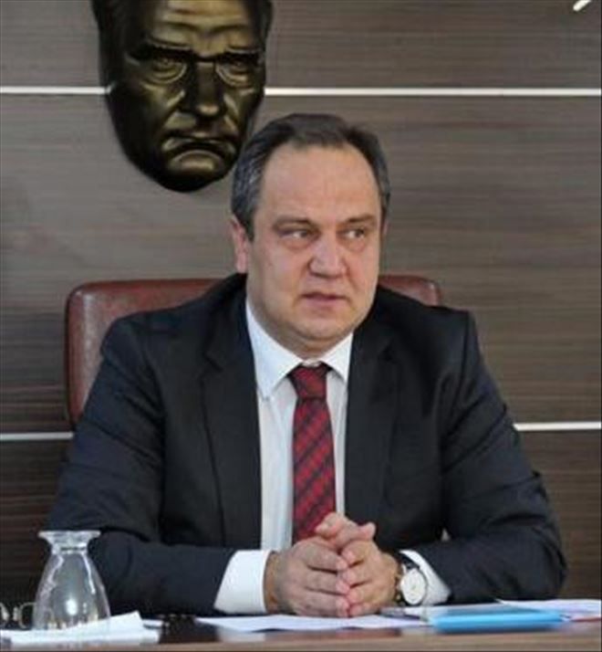 Aksu kimlere teşekkür etti?