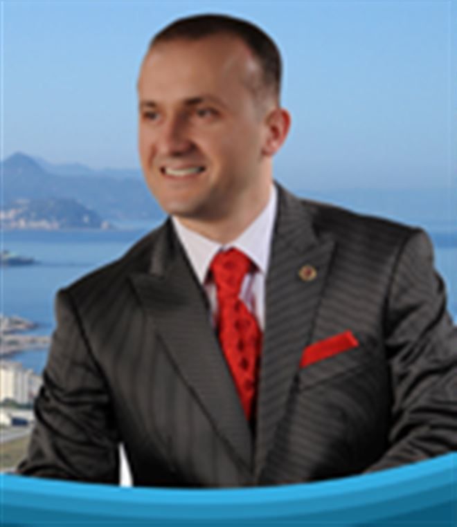 Emür nereye koşuyor?