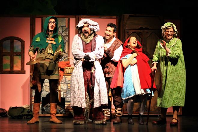 ?Kırmızı başlıklı kız´ geliyor