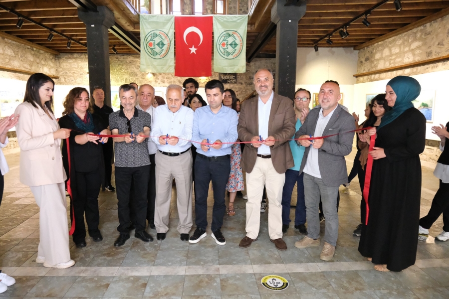 Resim sergisi beğeni kazandı